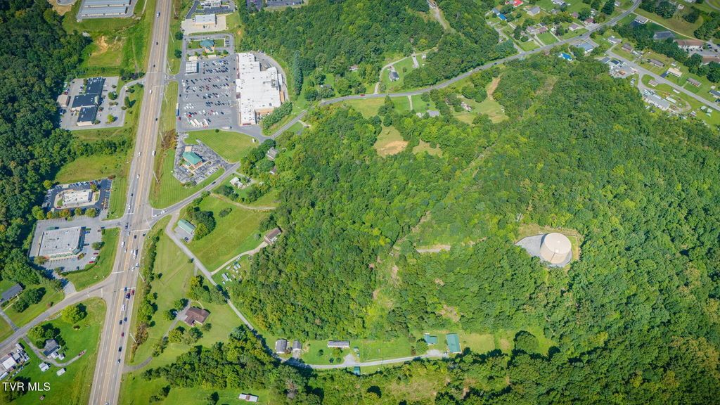 Almaroad Lane, Blountville