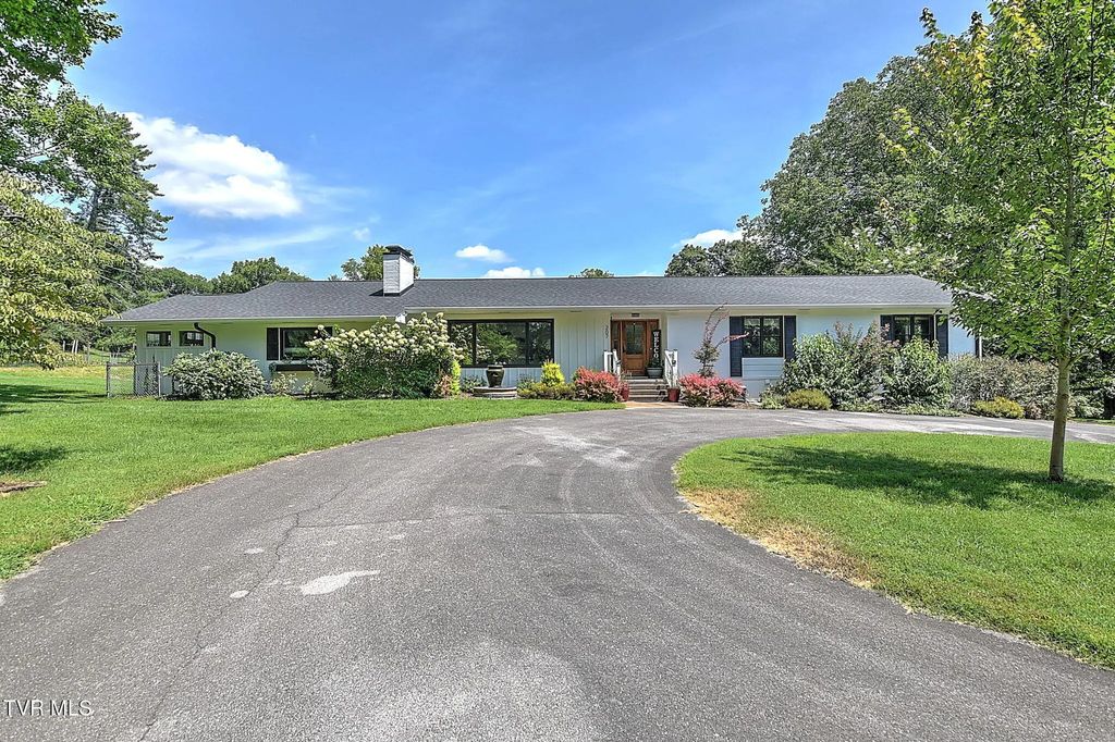 207 Maple Tree Drive, Bristol