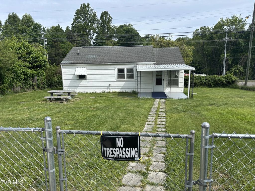 137 Kinley Drive, Johnson City