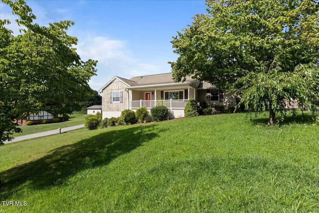 207 Hermosa Drive, Fall Branch