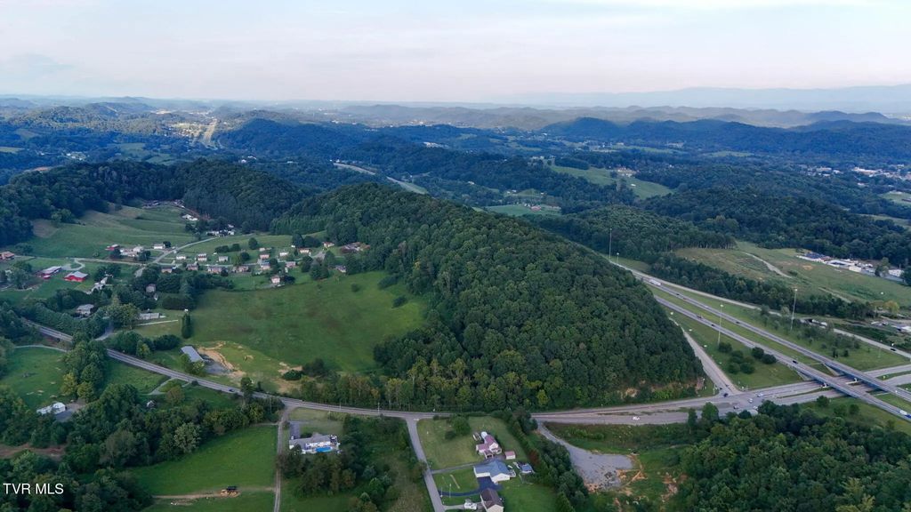 1075 Highway 394, Blountville
