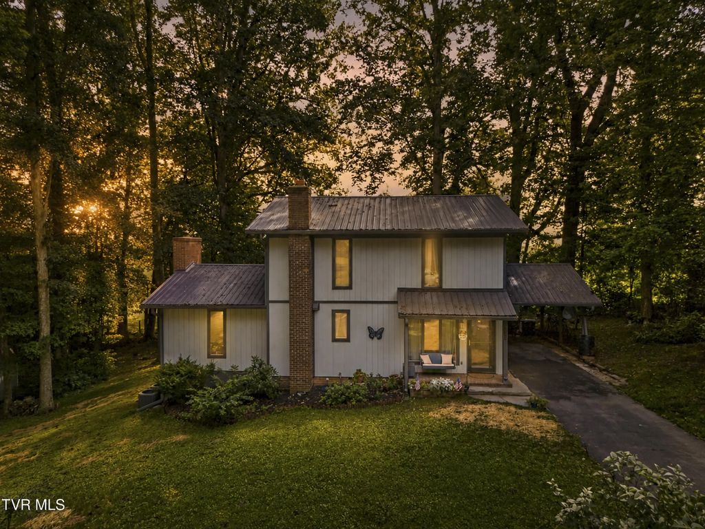 18424 Cashmere Court, Abingdon