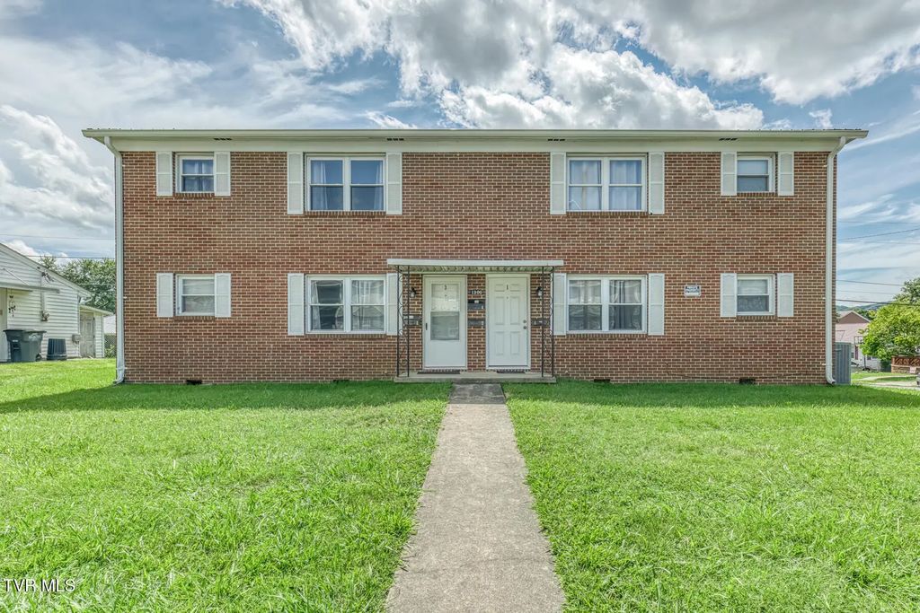 1300 Holyoke Street, Kingsport