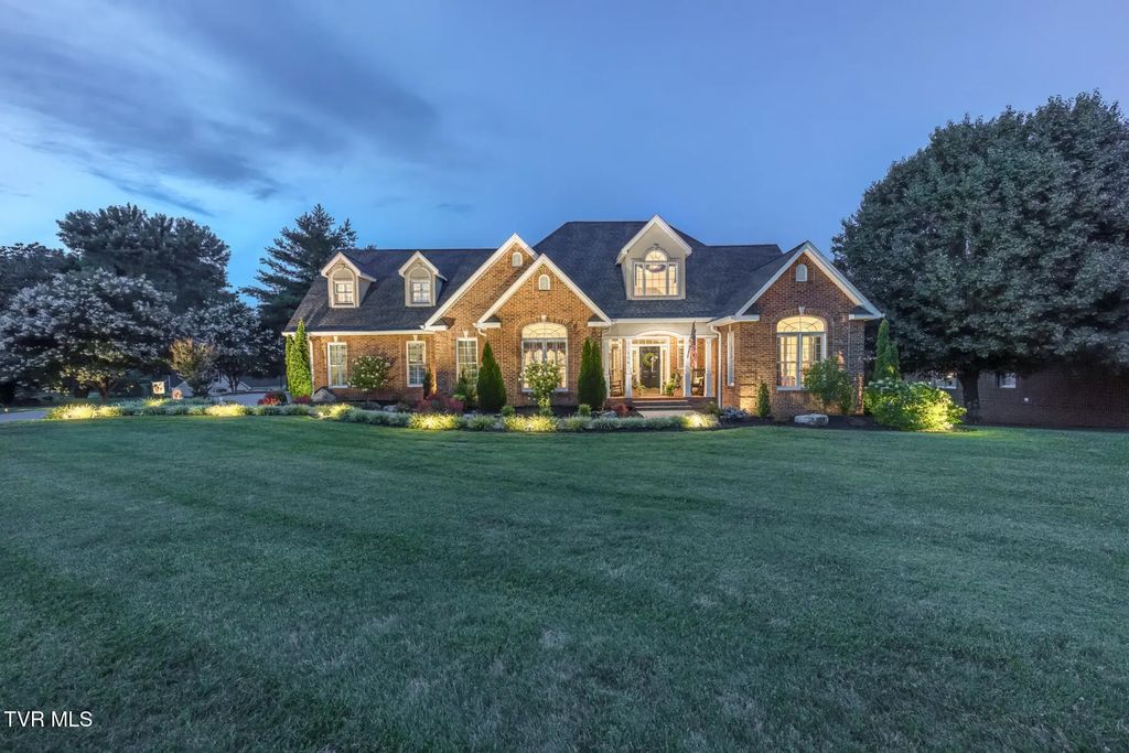 106 Wedgewood Circle, Elizabethton
