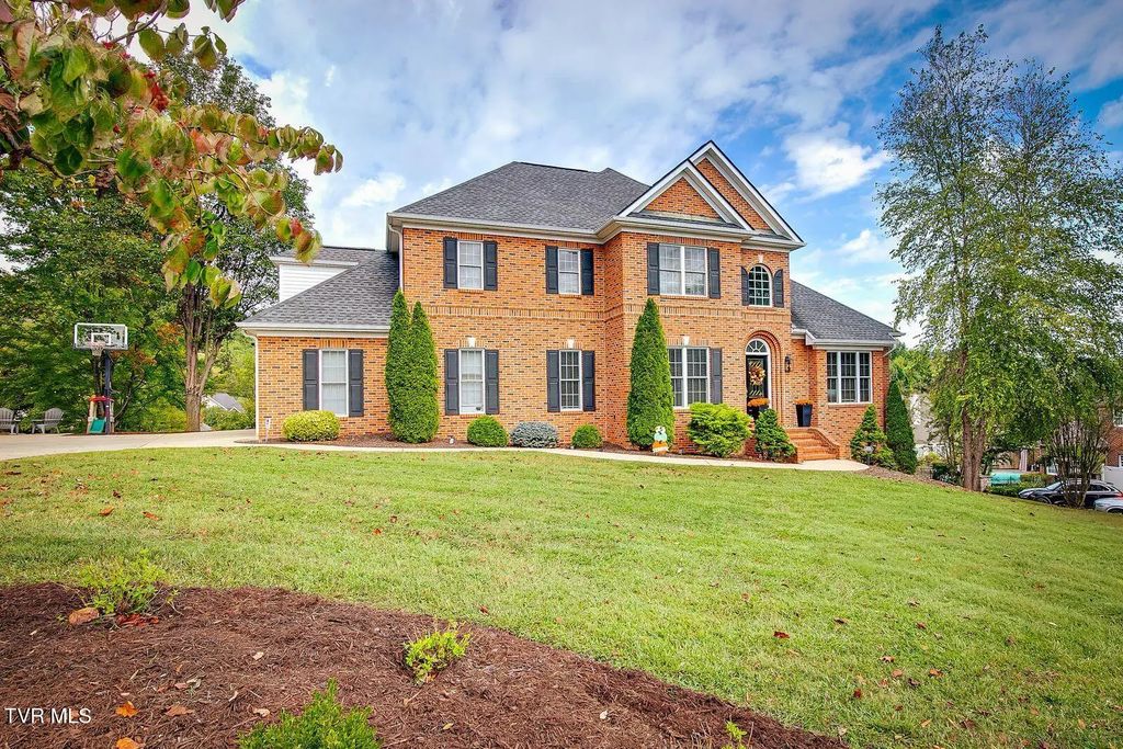 2028 Ambridge Drive, Kingsport