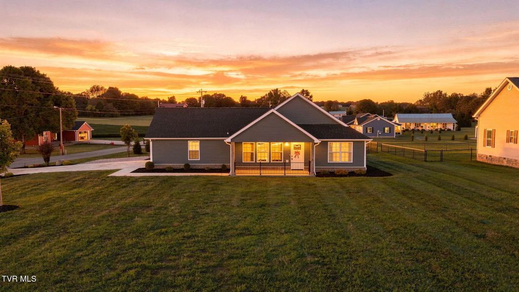30 Alexander Ferry Lane, Greeneville