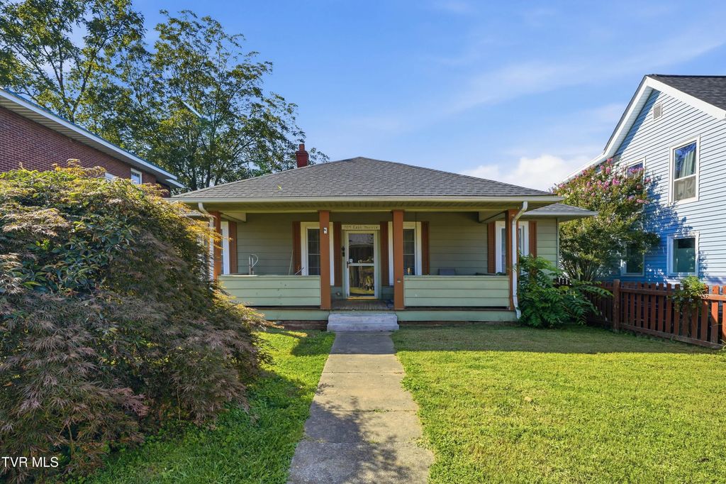 709 East Myrtle Avenue, Johnson City