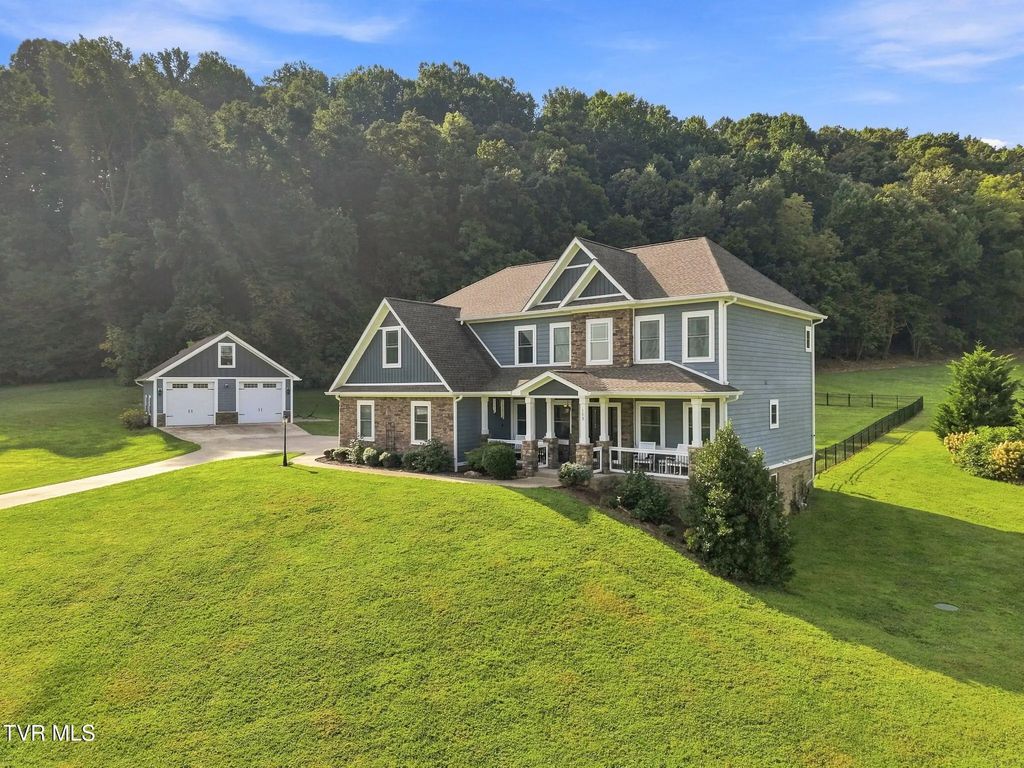 179 Shadden Springs, Gray