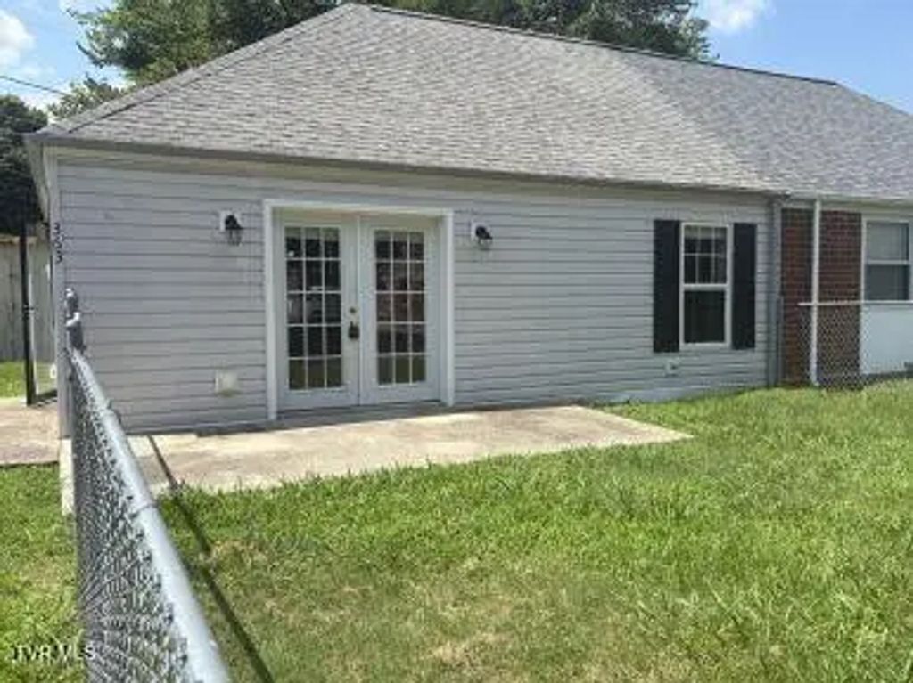 363 Sewanee Avenue, Kingsport