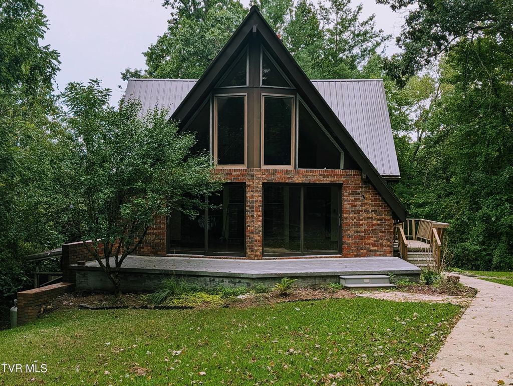 308 Travis Stanley Road, Haysi