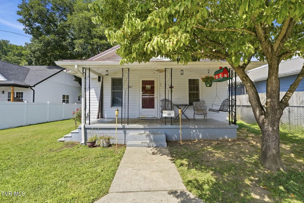 407 Walnut Street, Erwin