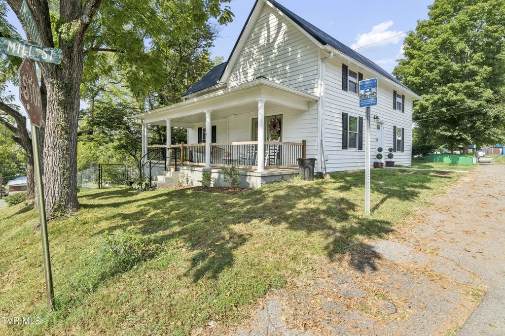317 Mcclelland Street, Bluff City