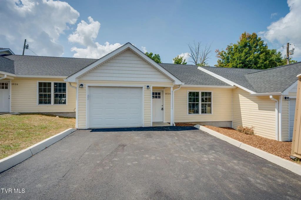 1024 West G Street 1, Elizabethton