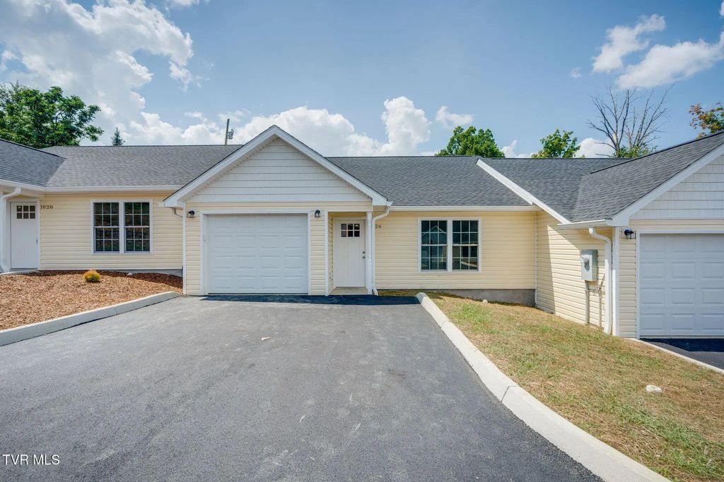 1026 West G Street 1, Elizabethton