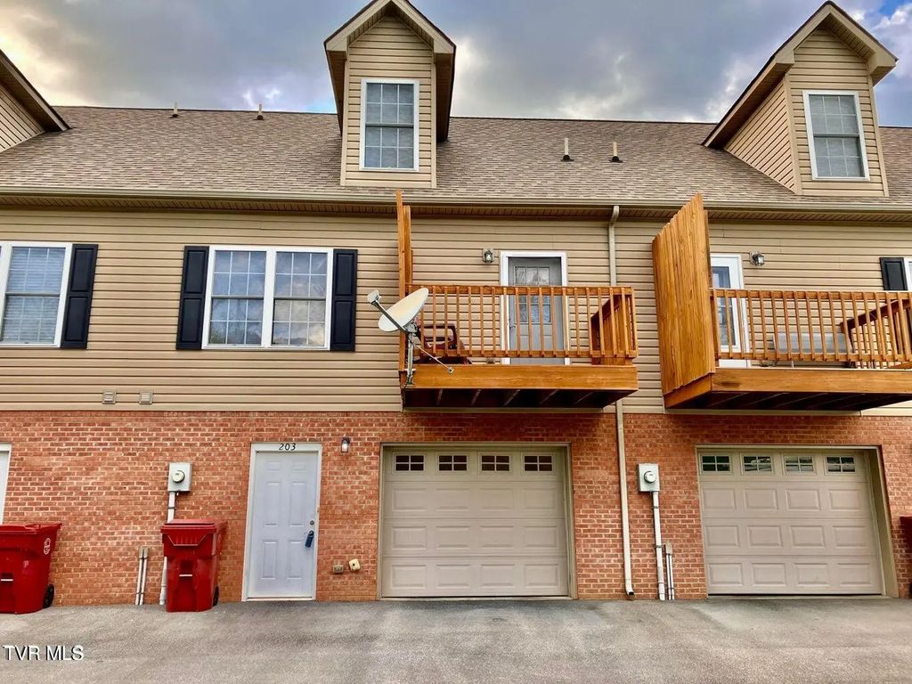 2108 Pleasant View Drive 203, Johnson City