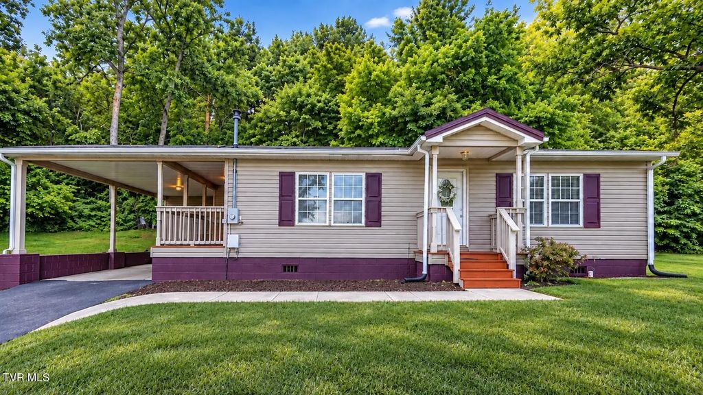 735 Emory Church Road, Kingsport