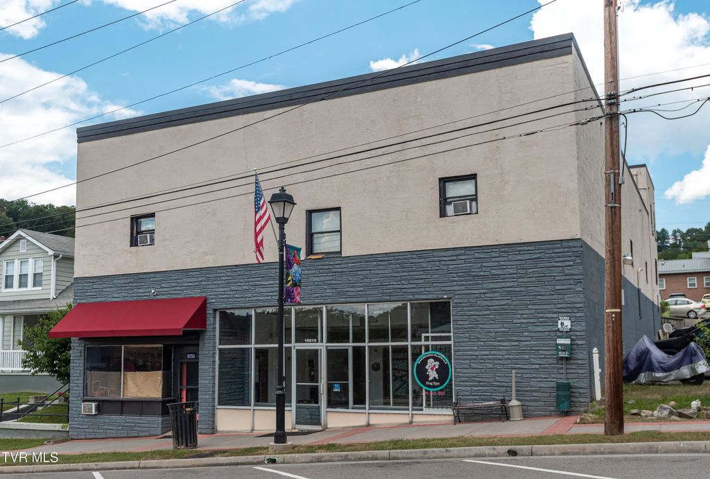 16619 Broad Street, Saint Paul