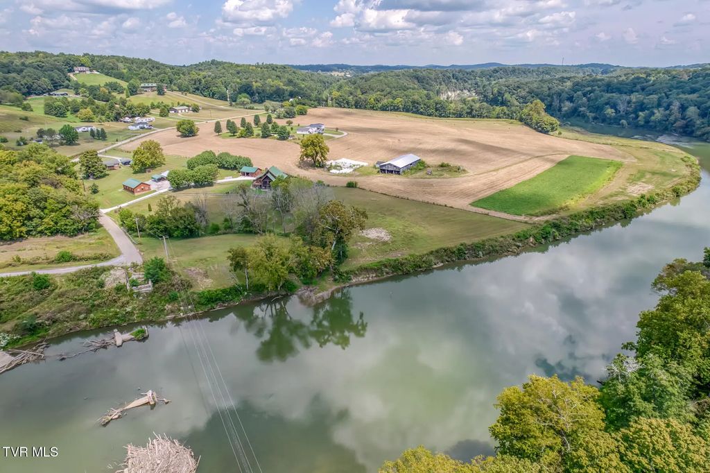 1633 Poplar Springs Road, Greeneville