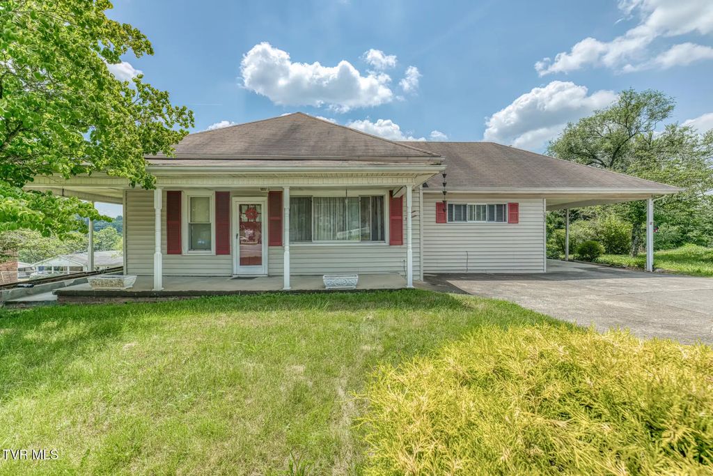 1519 Bloomingdale Road, Kingsport
