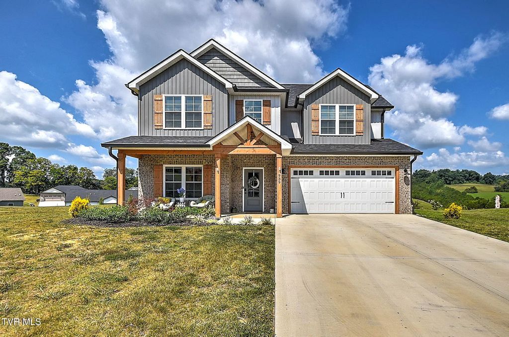 939 Daybreak Crest, Jonesborough