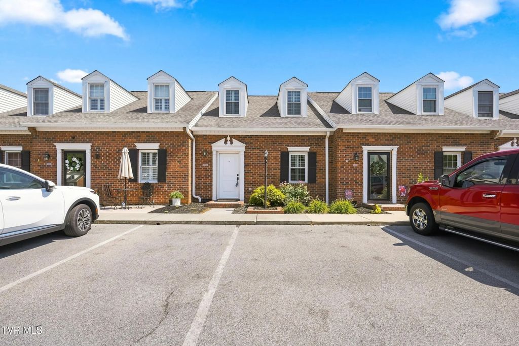 505 Hickory Road 505, Bristol