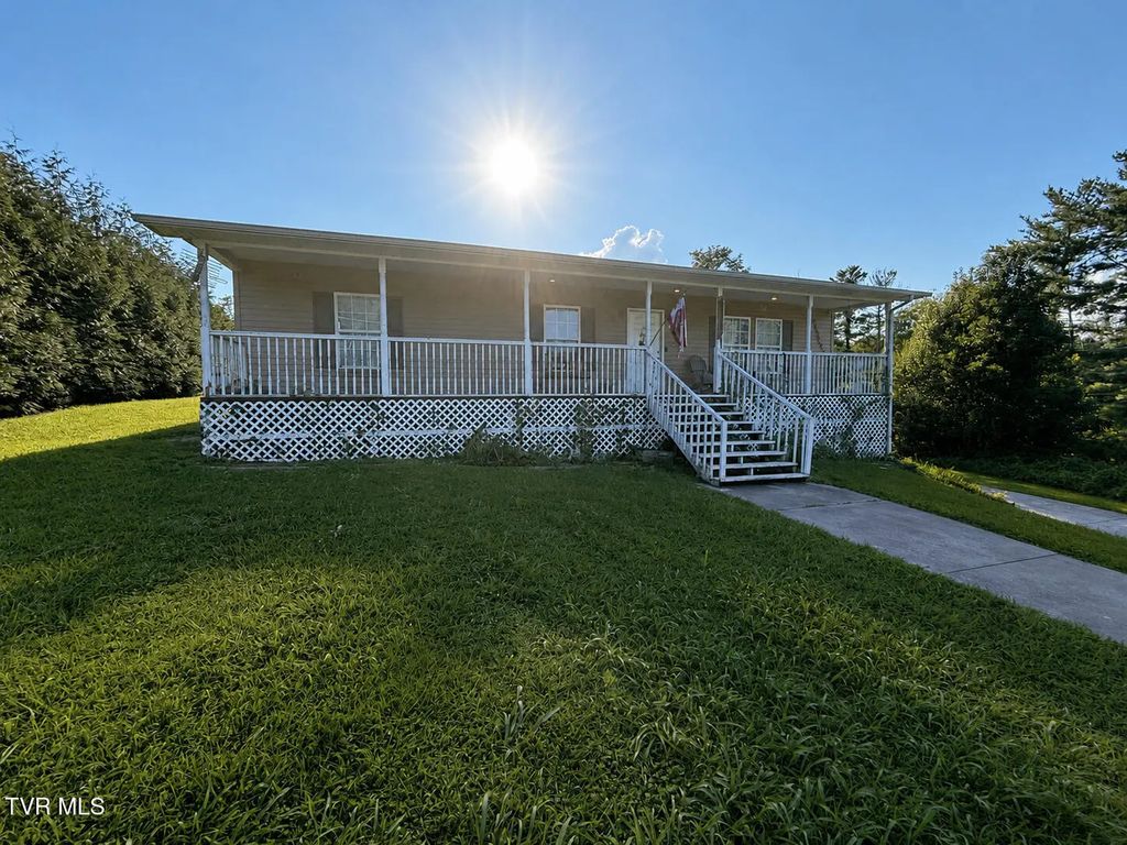 18 Windswept Lane, Greeneville