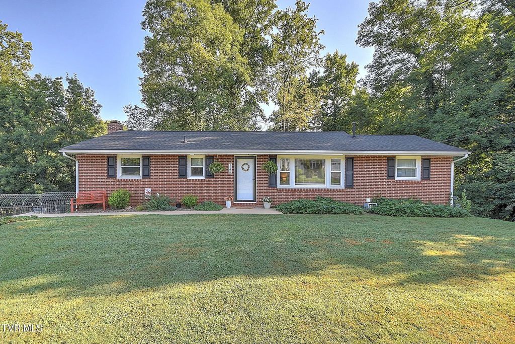 145 Hills Avenue, Johnson City