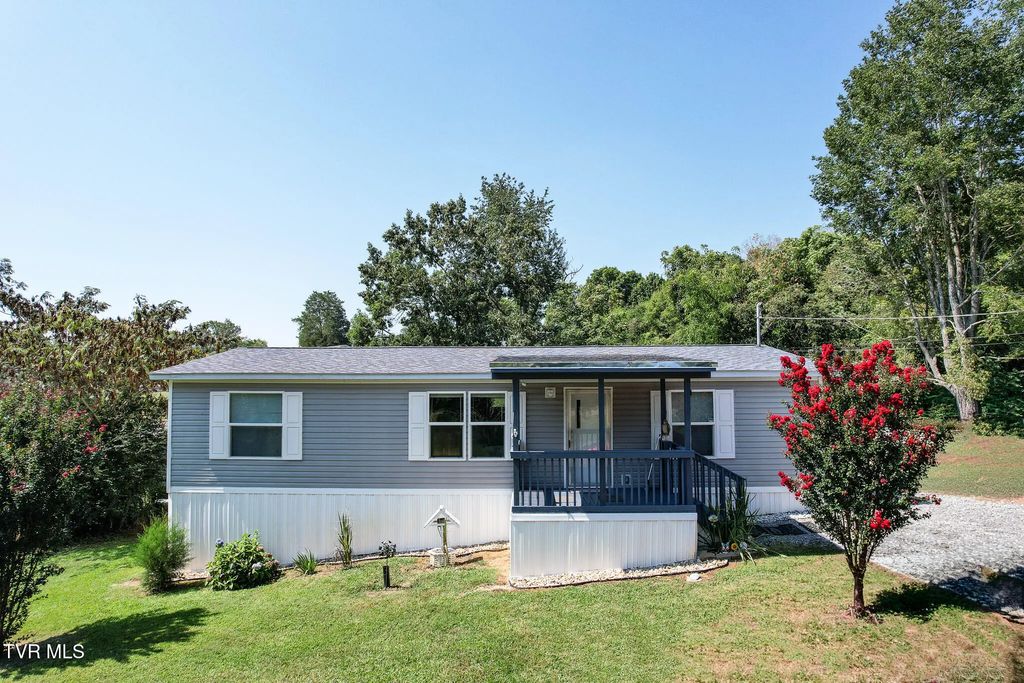 1342 High Street, Dandridge