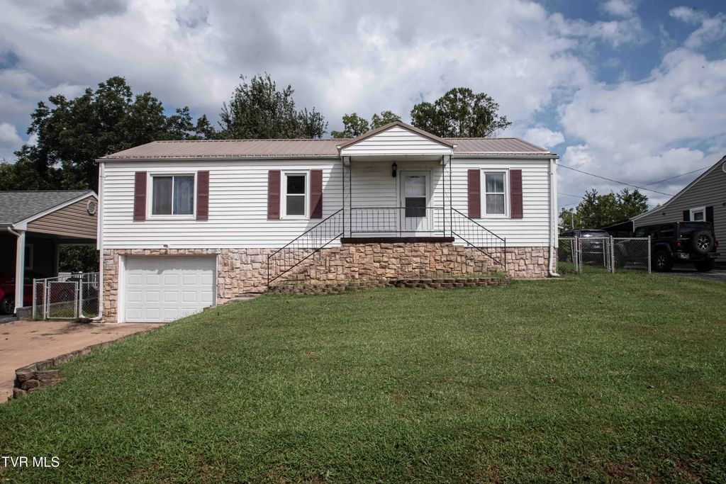 1524 Parton Drive, Kingsport