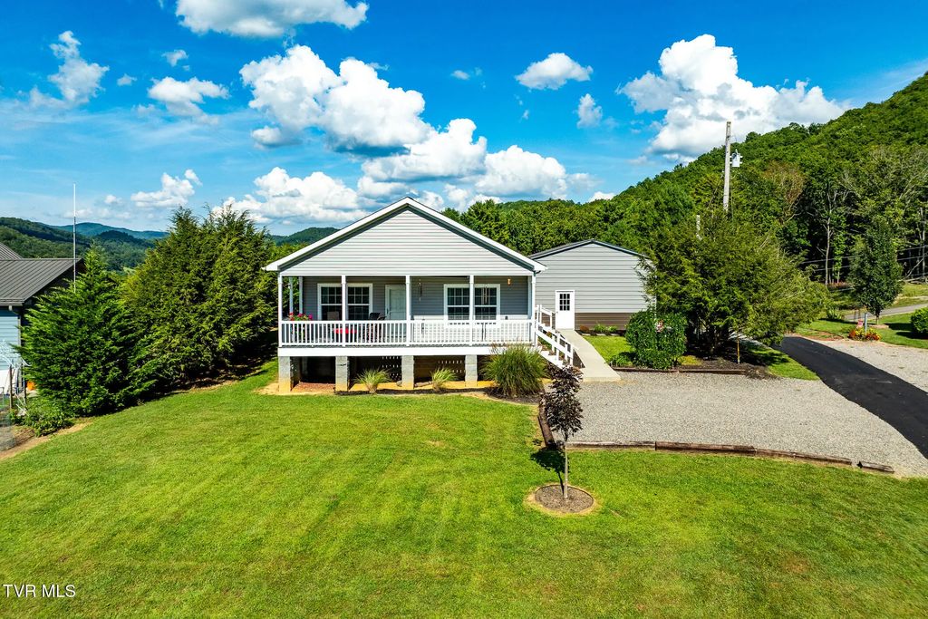 1120 Myrtle Drive, Butler