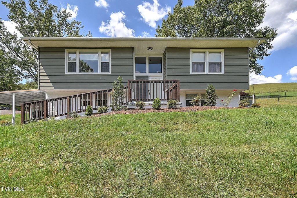 6814 Gate City Highway, Bristol
