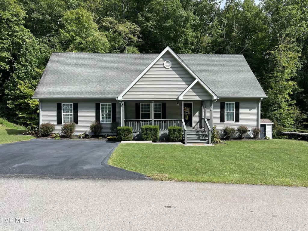 2422 Mountain Laurel Road, Norton