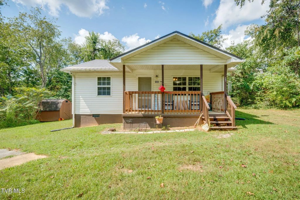 223 1/2 Spring Street, Jonesborough