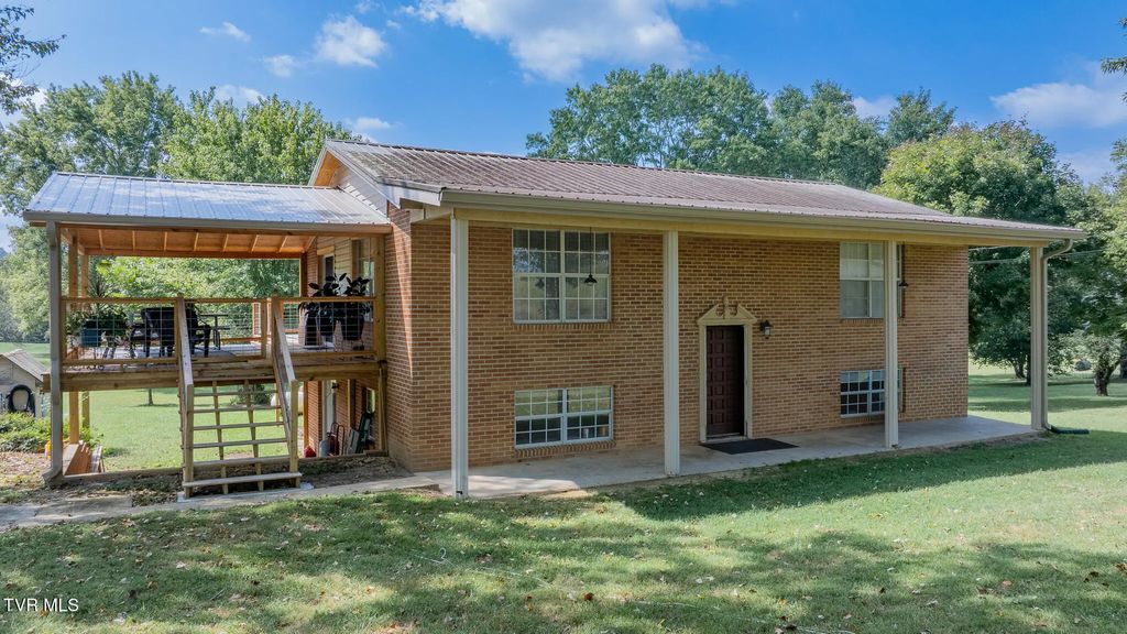 1325 Mink Creek Road, Midway