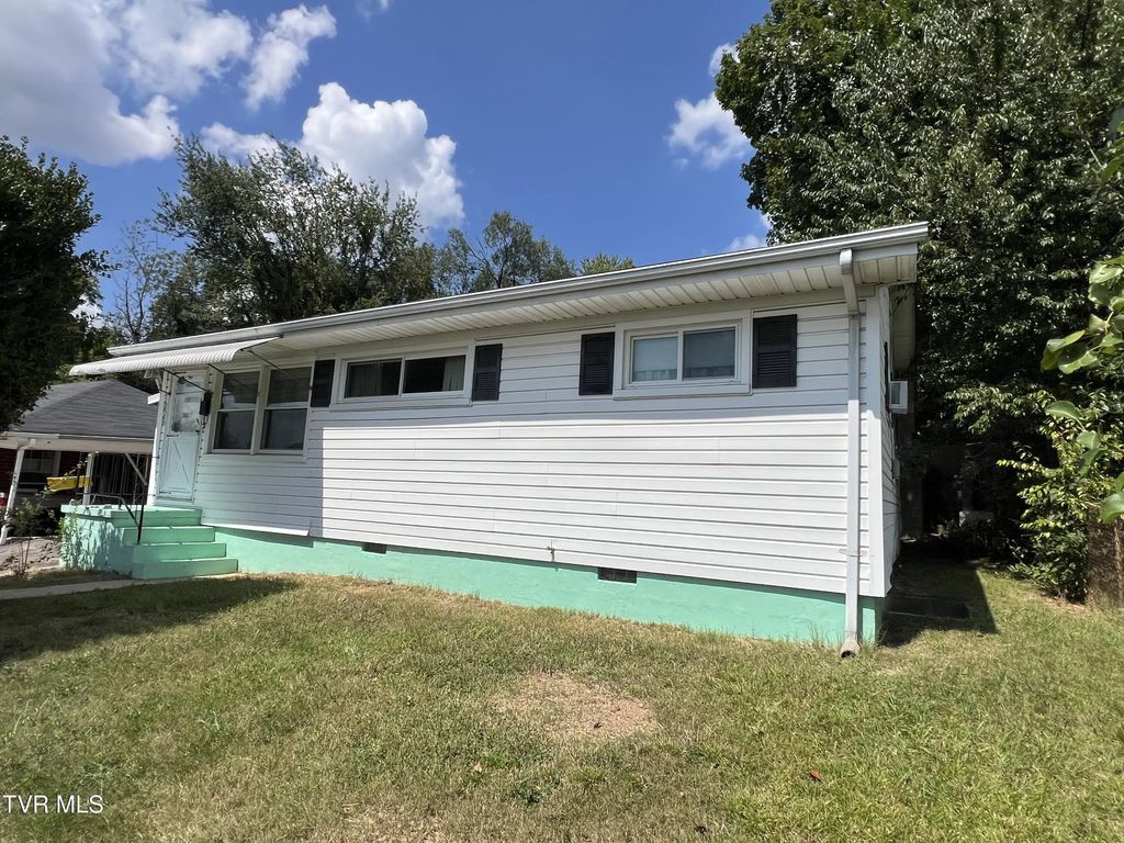 1226 Cherry Street, Kingsport