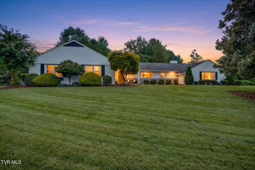 1401 Crescent Drive, Kingsport