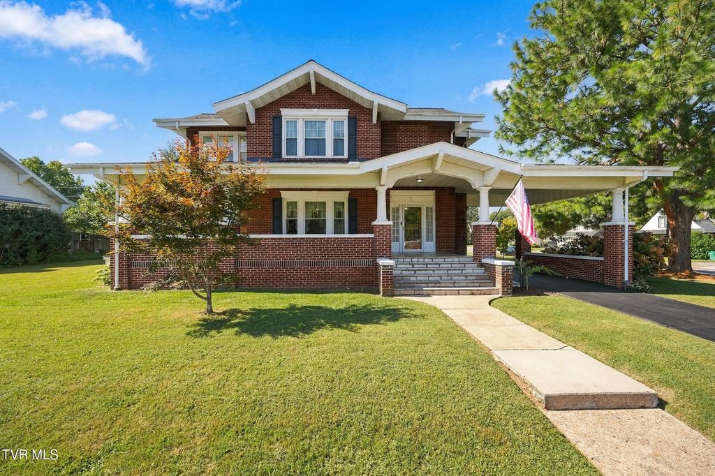 608 Love Street, Erwin