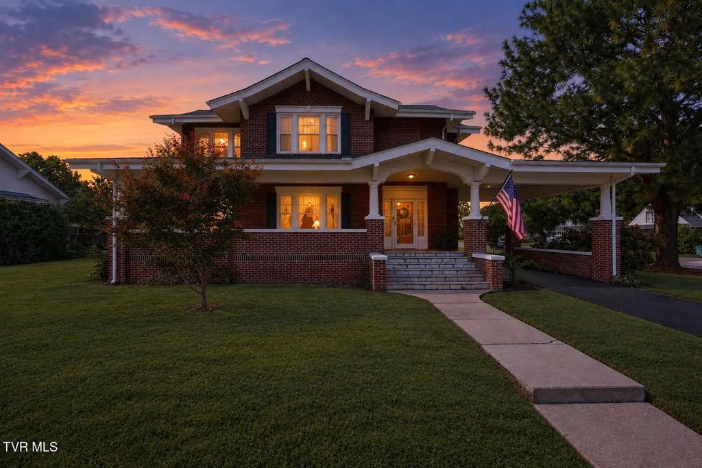 608 Love Street, Erwin