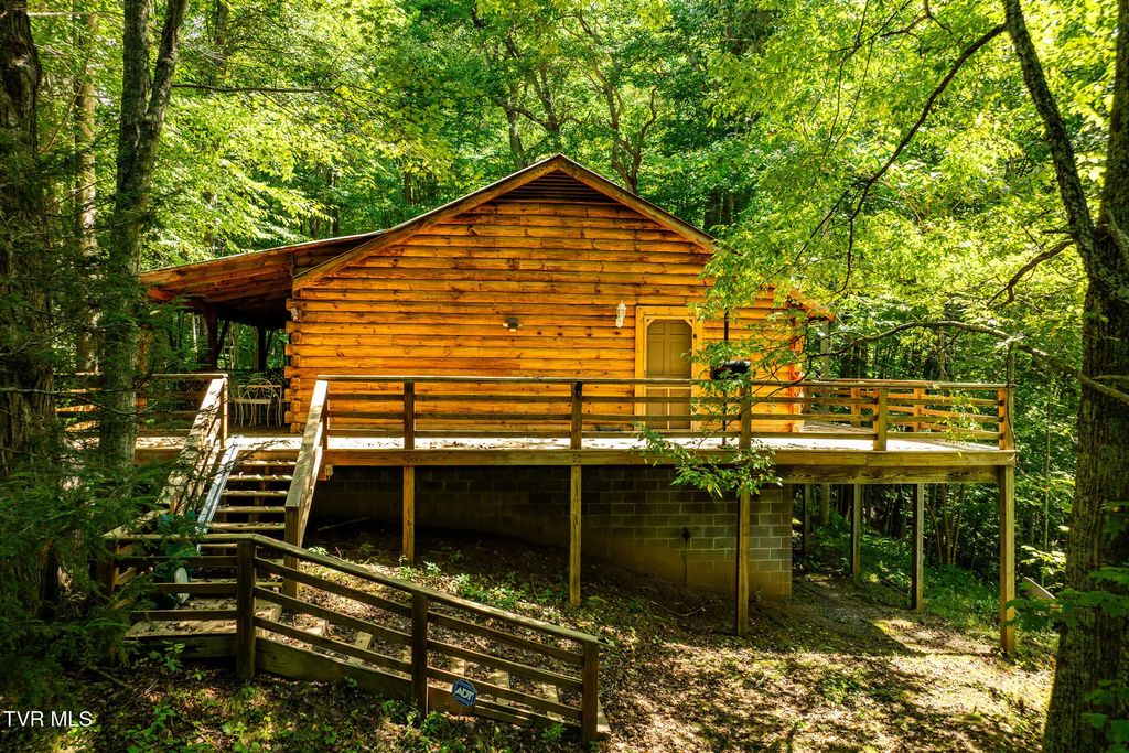 674 Culberson Lane, Mountain City