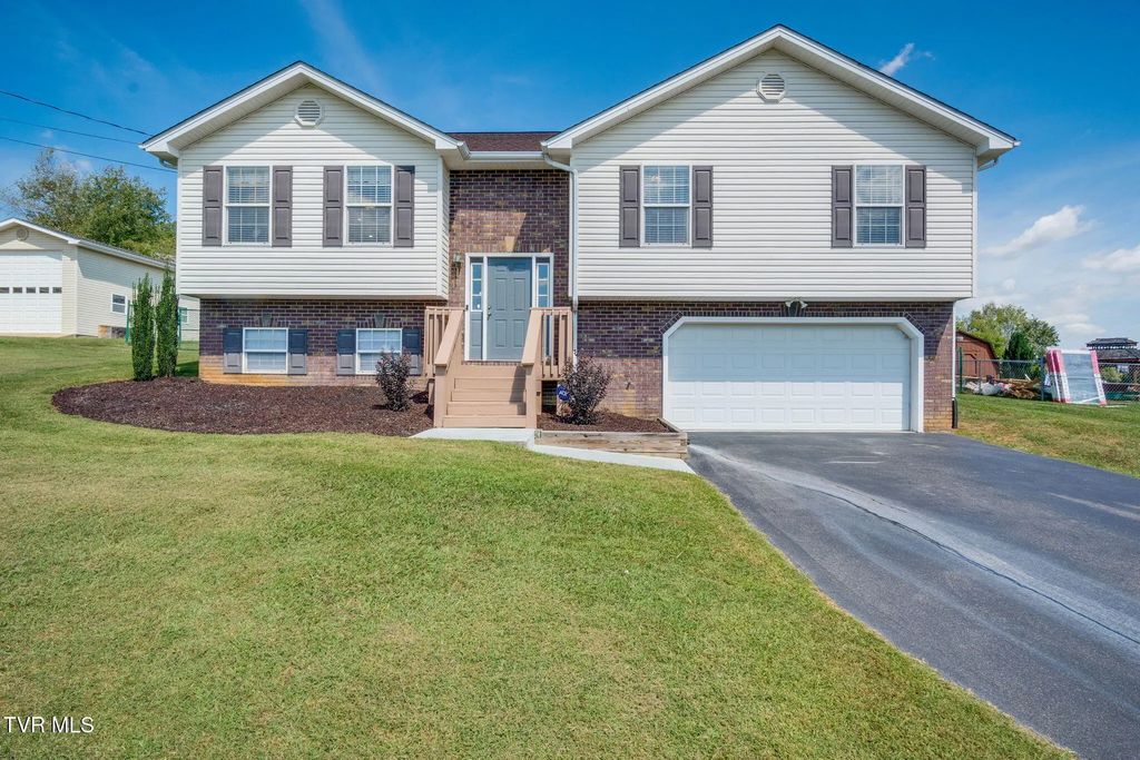 1111 Daisy Lane, Jonesborough