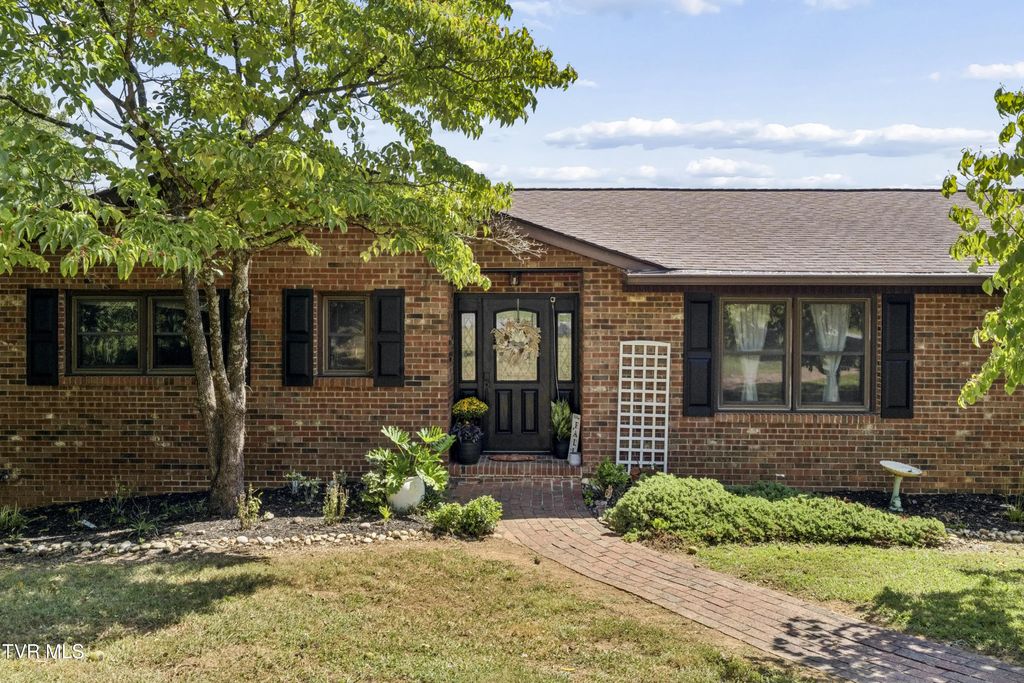924 Starling Drive, Kingsport