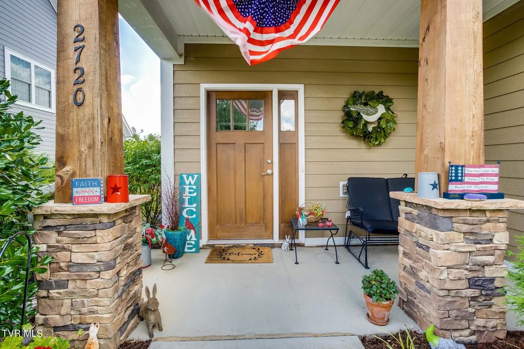 2720 Edinburgh Channel Road, Kingsport
