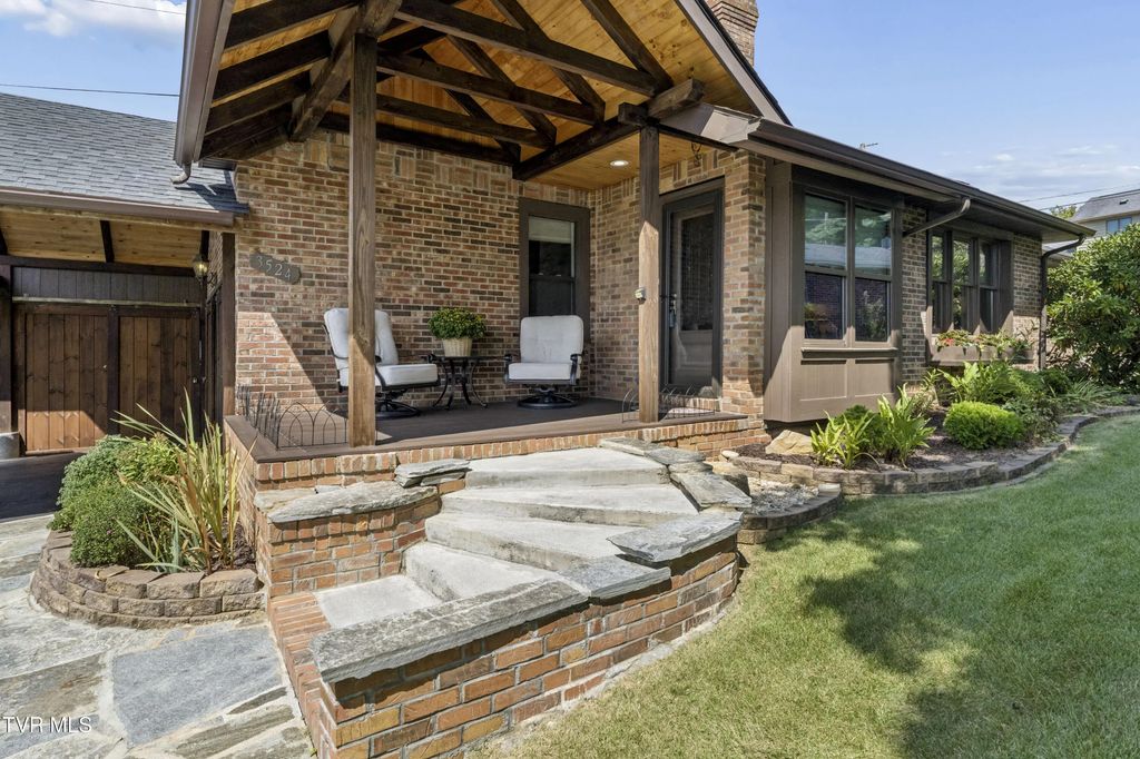 3524 Pinewood Place, Kingsport