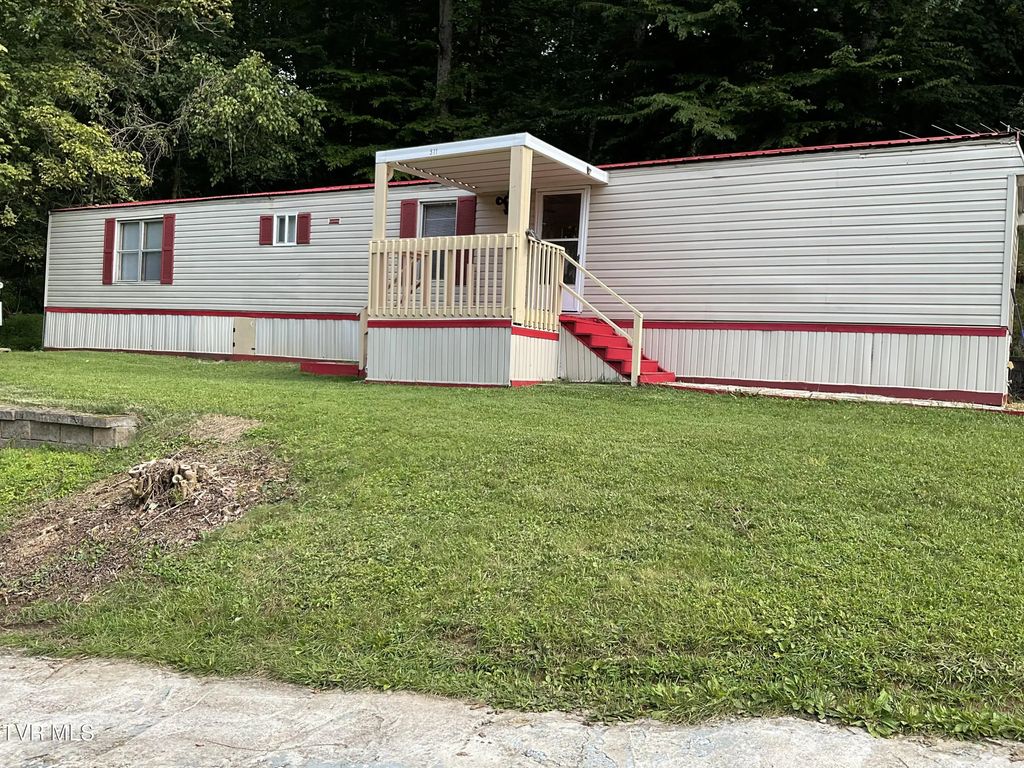 511 Weaver Branch Road, Bluff City