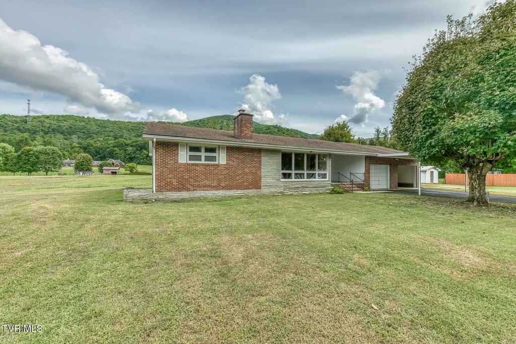 759 1st Avenue, Hampton