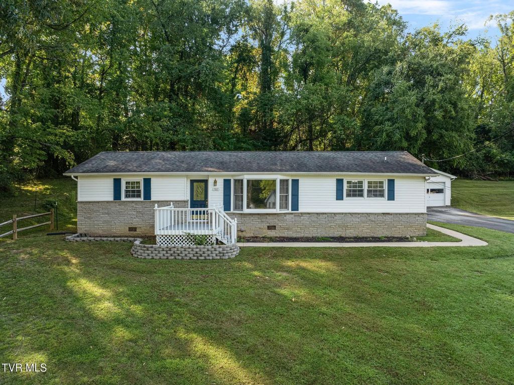 702 Jordan Road, Elizabethton