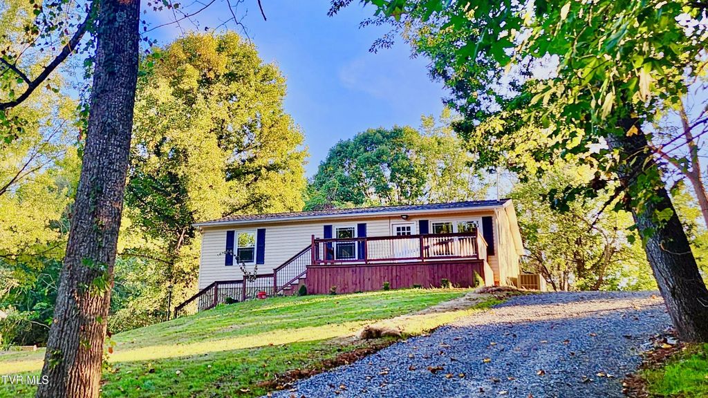 111 Woodland Circle, Jonesborough
