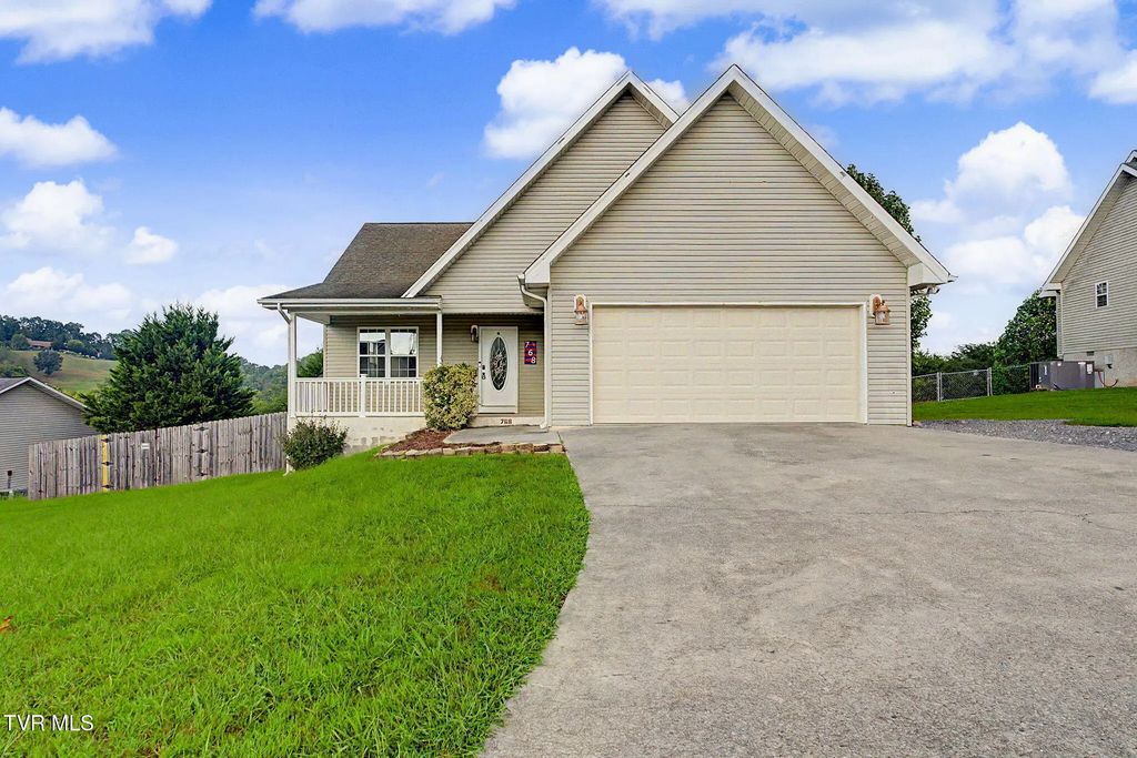 768 Harvest Meadows Drive, Kodak