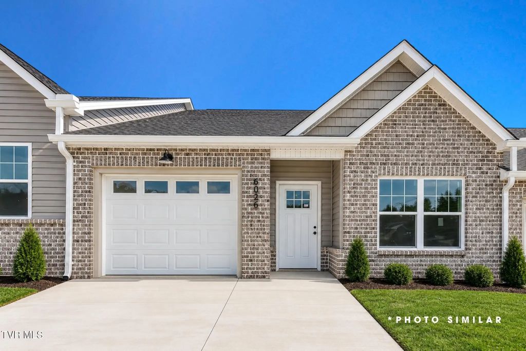 6026 Ashlynn Oaks Private Drive, Blountville