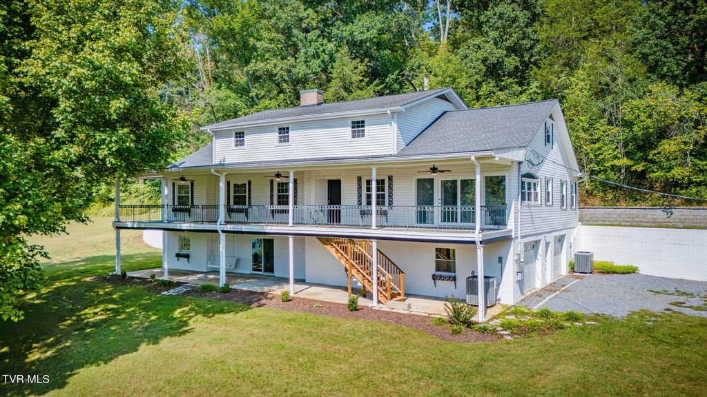 194 Sparks Road, Johnson City